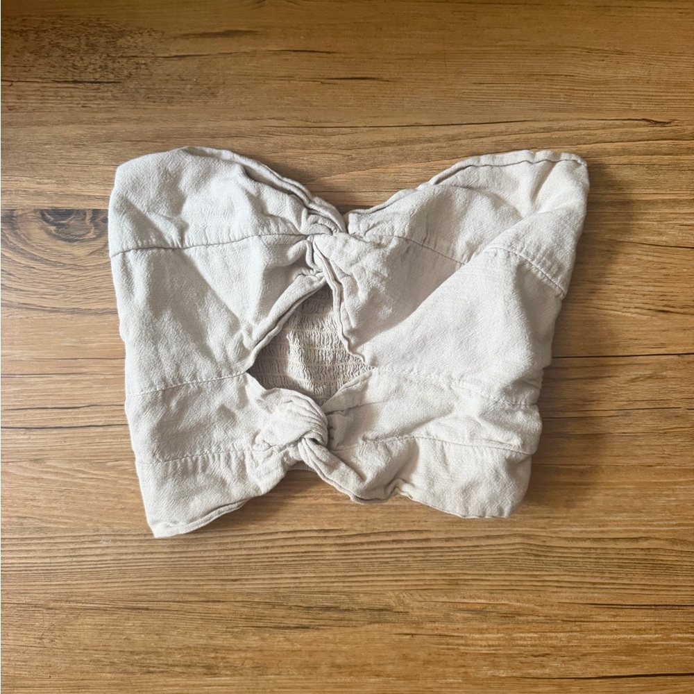 Blanco by Nature cream crop top in size S #blancobynature #cropped